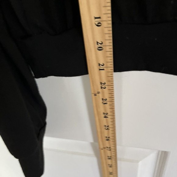 BLACK SHIRT WITH LEAPARD STRIPES ON SLEEVE &MIDDLE Size M - Picture 7 of 7